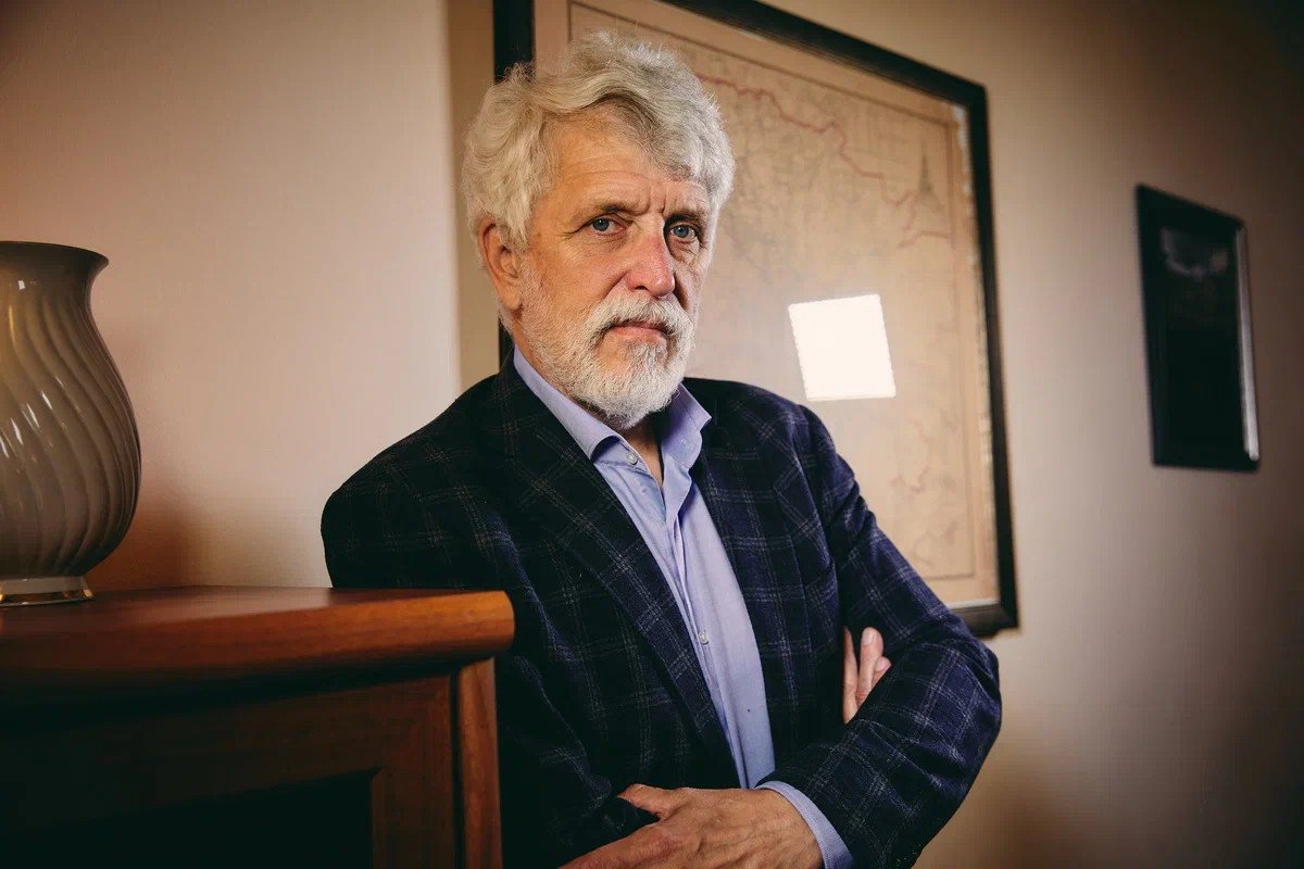макаров.jpg
