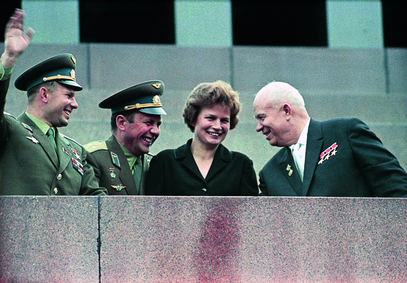 RIAN_archive_159271_Nikita_Khrushchev,_Valentina_Tereshkova,_Pavel_Popovich_and_Yury_Gagarin_at_Lenin_Mausoleum 1.jpg
