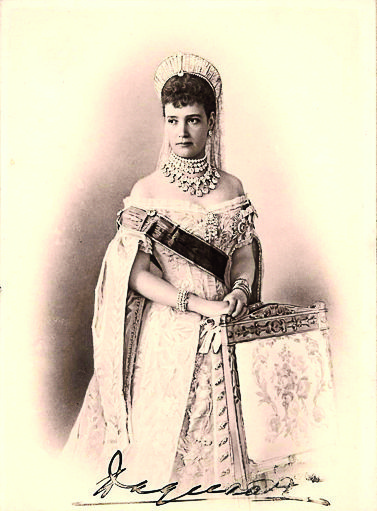 Maria_Fyodorovna_portret_1883.jpg