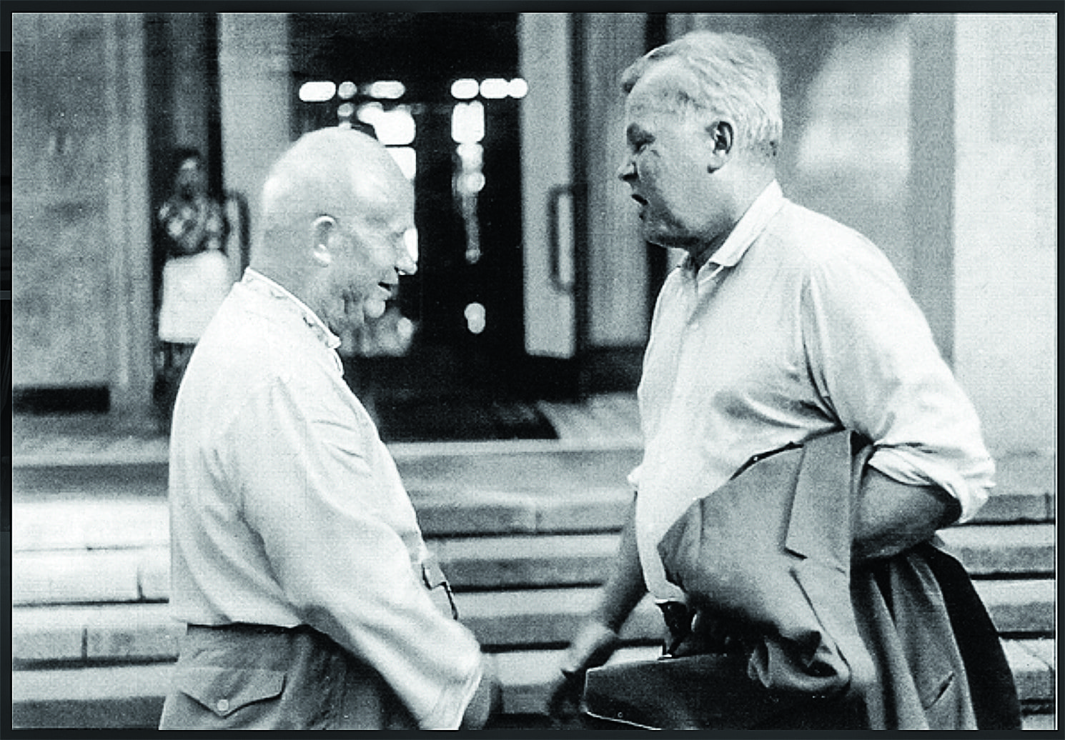 Хрущев и Твардовский Пицунда 1963_1.jpg