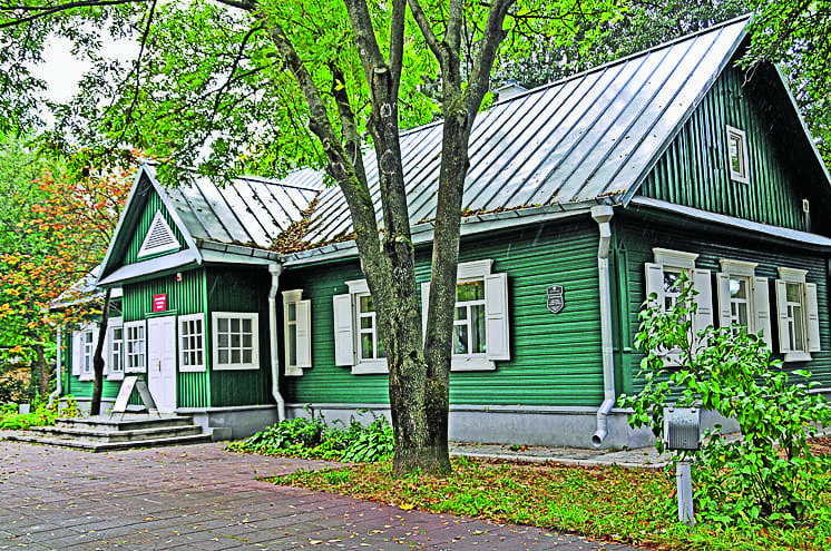 Belarus_3935_-_Where_it_all_started.._(4187993453)_1.png