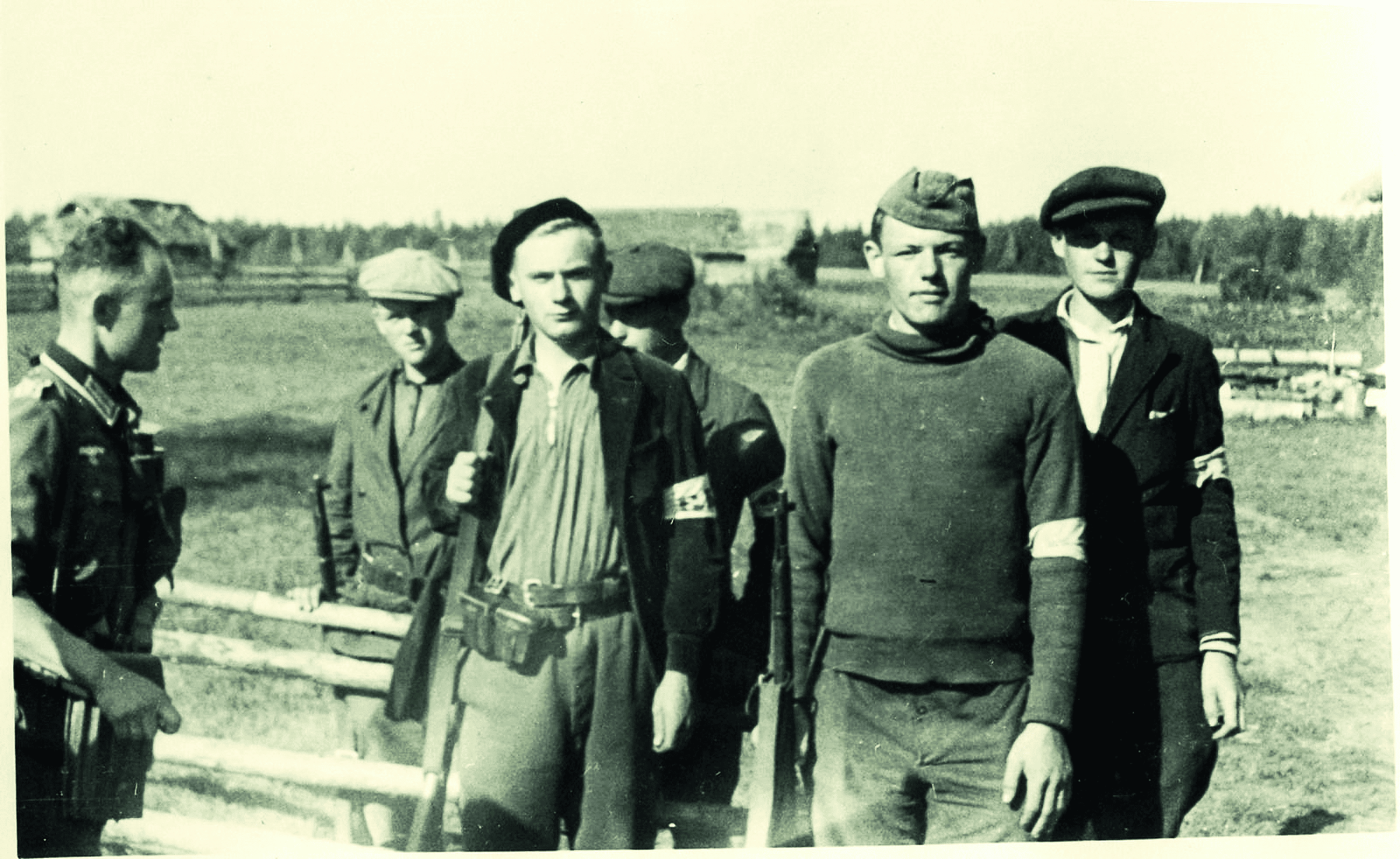 Русская вспомогательная полиция. 1942.png