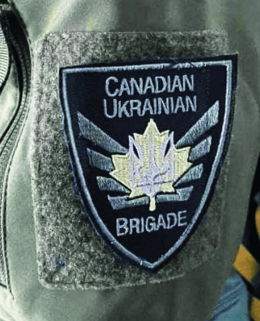 Шеврон Канадско-Украинской бригадыв составе Международного легиона территориальной обороны Украины_.png
