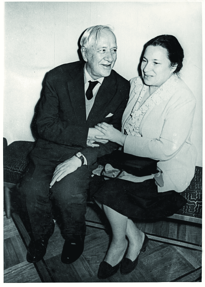 Барто и Чуковский из личного архива Т Щегляевой.png