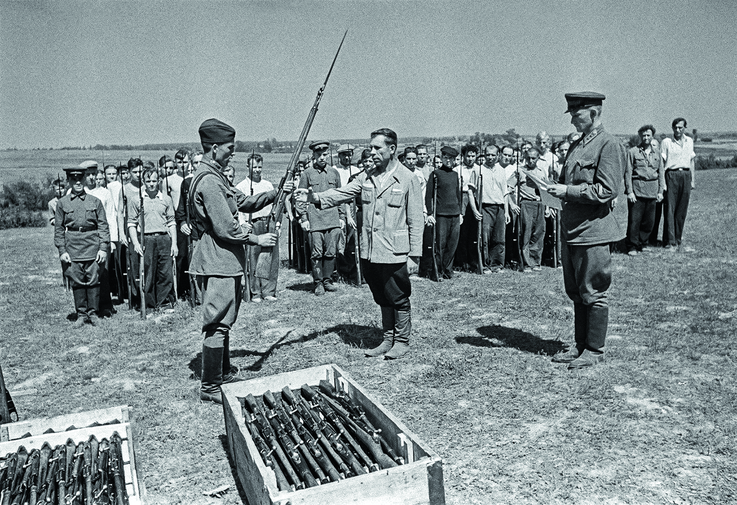 1941_Opolschenci-Moskvi_author-A_Shajhet.png