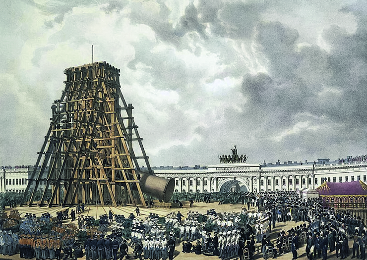 podem-aleksandrovskoj-kolonny-na-pedestal.png